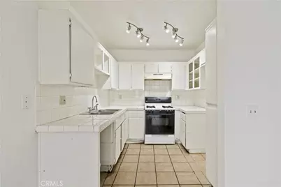 11150 Glenoaks Blvd. #70, Pacoima, CA 91331 - Photo 5