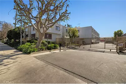 18408 Hatteras Street #44, Tarzana, CA 91356 - Photo 41