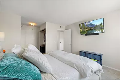 18408 Hatteras Street #44, Tarzana, CA 91356 - Photo 27