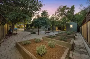 22121 Ave Morelos, Woodland Hills, CA 91364 - Photo 15