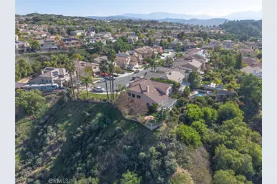 22440 Skylake Place, Saugus, CA 91390 - Photo 41