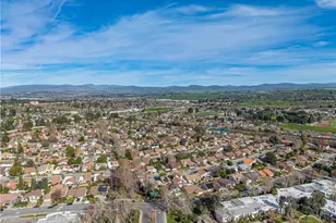 23514 Via Decano, Valencia, CA 91355 - Photo 57