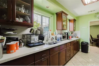 11338 Dronfield Avenue, Pacoima, CA 91331 - Photo 15
