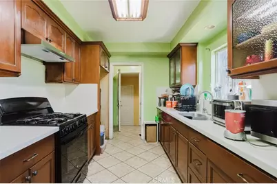 11338 Dronfield Avenue, Pacoima, CA 91331 - Photo 13