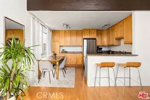 31 Spinnaker St, Marina del Rey, CA 90292 - Photo 3