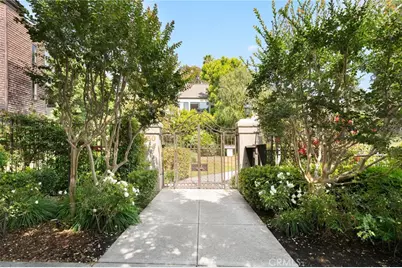 950 N Kings, West Hollywood, CA 90069 - Photo 3