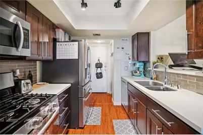20155 Keswick Street #112, Winnetka, CA 91306 - Photo 5