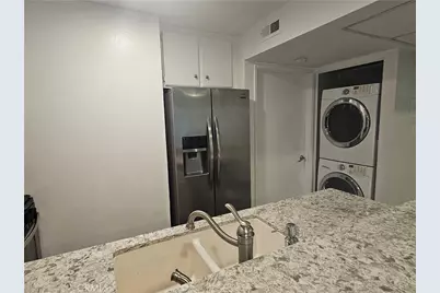 7150 Carlson Circle #65, Canoga Park, CA 91303 - Photo 5