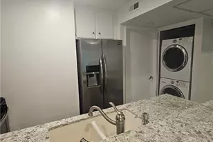7150 Carlson Cir, Canoga Park, CA 91303 - Photo 5