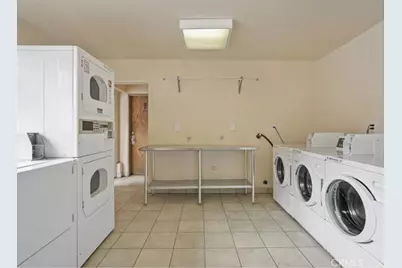 5403 Newcastle Avenue #12, Encino, CA 91316 - Photo 11