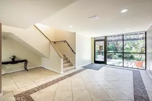 5403 Newcastle Ave, Encino, CA 91316 - Photo 9