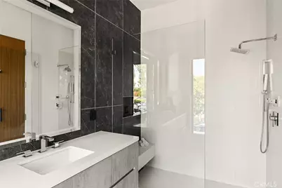 14812 Morrison, Sherman Oaks, CA 91403 - Photo 27