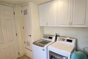 49025 Cedros Cir, La Quinta, CA 92253 - Photo 31