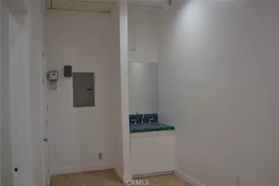 916 W Burbank Boulevard, Burbank, CA 91506 - Photo 43