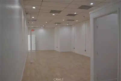 916 W Burbank Boulevard, Burbank, CA 91506 - Photo 45