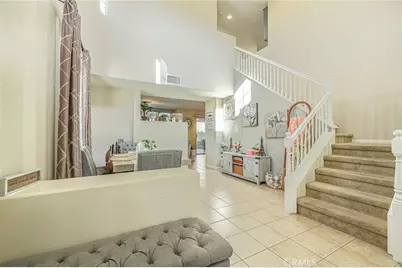 24345 Caladium, Valencia, CA 91354 - Photo 7