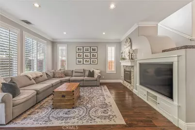 27224 Sterling Grove, Canyon Country, CA 91387 - Photo 11