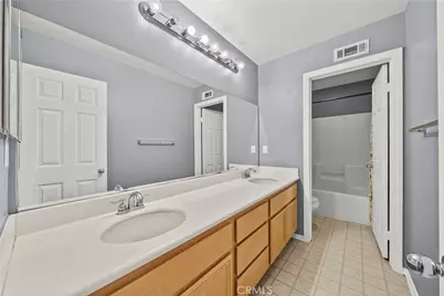 43341 Elizabeth, Lancaster, CA 93535 - Photo 9