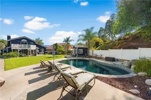 22435 Cardiff Dr, Saugus, CA 91350 - Photo 41