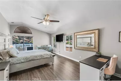 22435 Cardiff Drive, Saugus, CA 91350 - Photo 27