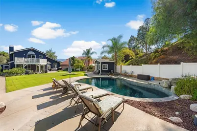 22435 Cardiff Drive, Saugus, CA 91350 - Photo 41
