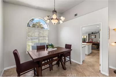 22435 Cardiff Drive, Saugus, CA 91350 - Photo 17