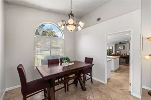 22435 Cardiff Dr, Saugus, CA 91350 - Photo 17