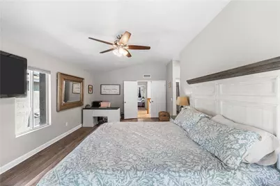 22435 Cardiff Drive, Saugus, CA 91350 - Photo 29