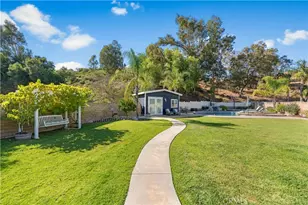 22435 Cardiff Dr, Saugus, CA 91350 - Photo 33