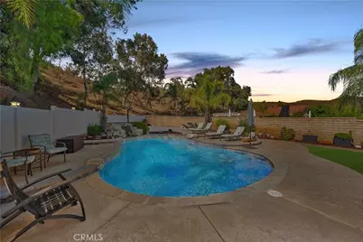 22435 Cardiff Drive, Saugus, CA 91350 - Photo 49