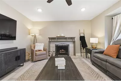 1300 Bluebell, Oxnard, CA 93036 - Photo 9