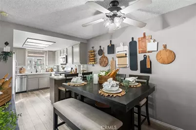 20305 Rue Crevier #585, Canyon Country, CA 91351 - Photo 11