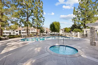 20305 Rue Crevier #585, Canyon Country, CA 91351 - Photo 43