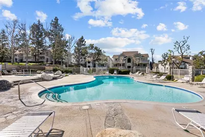 20305 Rue Crevier #585, Canyon Country, CA 91351 - Photo 41