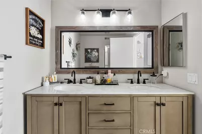 20305 Rue Crevier #585, Canyon Country, CA 91351 - Photo 33