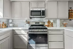 20305 Rue Crevier, Canyon Country, CA 91351 - Photo 19