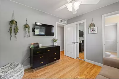 10124 Debra Avenue, Granada Hills, CA 91343 - Photo 21