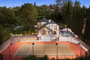 19540 Wells Dr, Tarzana, CA 91356 - Photo 29