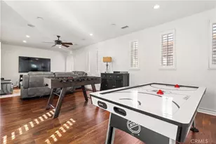 26910 Mirasol St, Valencia, CA 91355 - Photo 17