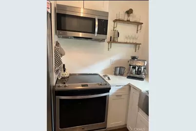 5232 Corteen Place #7, Valley Village, CA 91607 - Photo 11