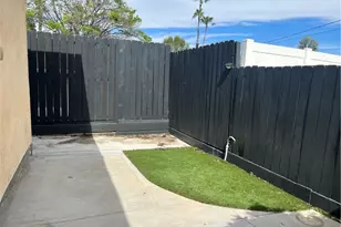 20324 Oxnard St, Woodland Hills, CA 91367 - Photo 25