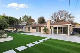 20324 Oxnard St, Woodland Hills, CA 91367 - Photo 5