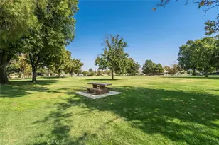 25809 Espinoza, Valencia, CA 91355 - Photo 31