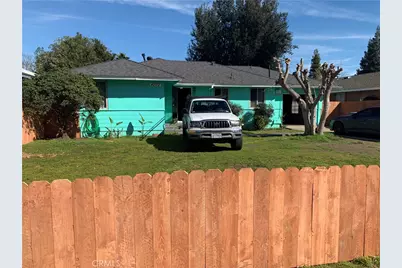 4702 N Fruit Avenue, Fresno, CA 93705 - Photo 1