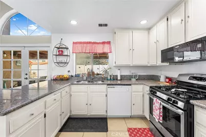 1733 E Norberry, Lancaster, CA 93535 - Photo 29