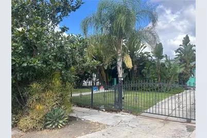 4727 Oakwood Avenue, Los Angeles, CA 90004 - Photo 3