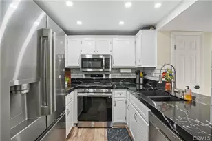 24155 Del Monte, Valencia, CA 91355 - Photo 9