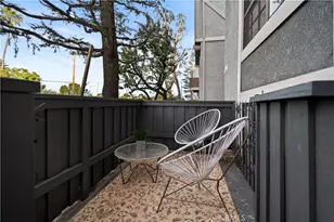 18100 Burbank, Tarzana, CA 91356 - Photo 41