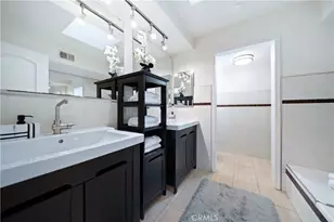 18100 Burbank, Tarzana, CA 91356 - Photo 33