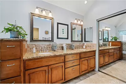 26061 Charonne Court, Valencia, CA 91355 - Photo 35